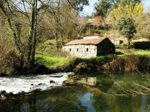 Riverside property Paredes de Coura